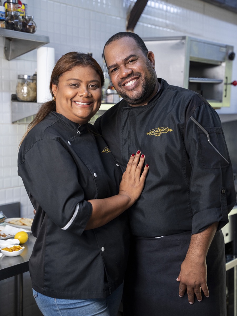 Invitados disfrutando